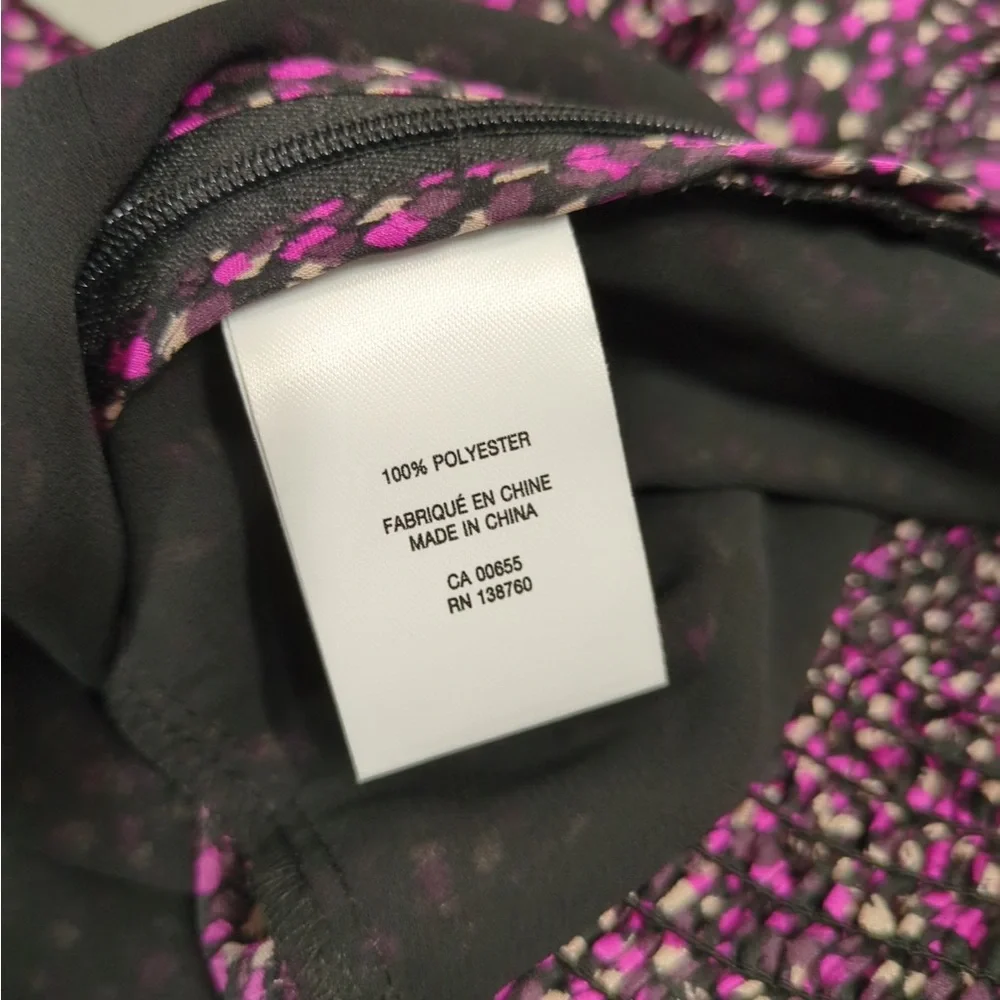 👯♀️Host Pick⚡️Signature by Reitmans V-Neck Blouse with Smocked Back - Picture 8 of 9